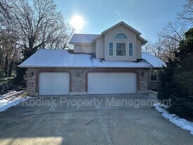 13 N 3100 E in Layton, UT - Building Photo
