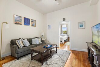 709 Willow Ave in Hoboken, NJ - Building Photo - Building Photo