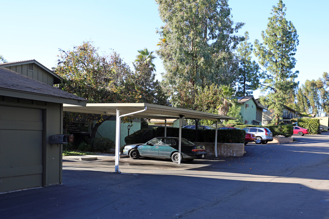 El Norte Gardens in Escondido, CA - Building Photo