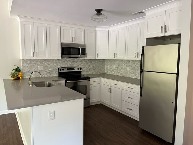 property at 132 Manhattan Ct