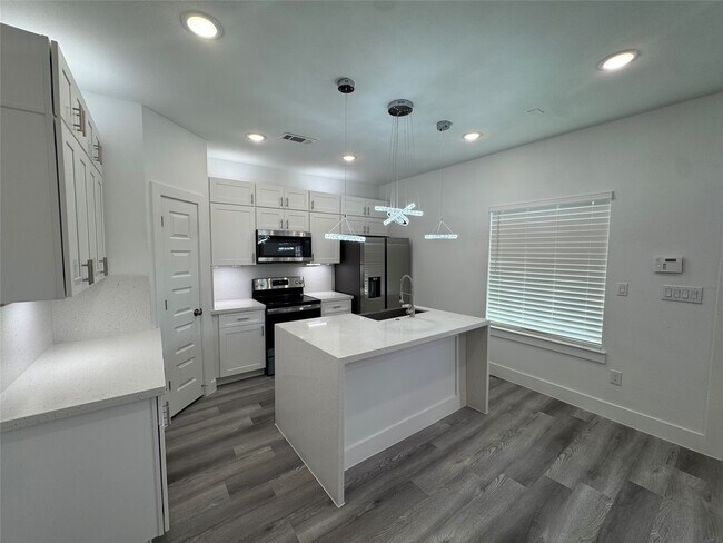 4604 Bricker St in Houston, TX - Building Photo - Building Photo