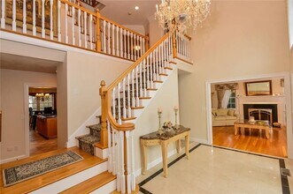 45 Captain Wightman Ln in North Kingstown, RI - Building Photo - Building Photo