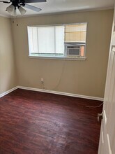 2584 Iowa St in Baton Rouge, LA - Building Photo - Building Photo