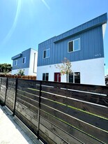 5871 Towne Ave in Los Angeles, CA - Building Photo