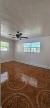 7251 Grandview Blvd in Miramar, FL - Building Photo - Building Photo