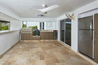 720 17th Ave S in Naples, FL - Building Photo - Building Photo