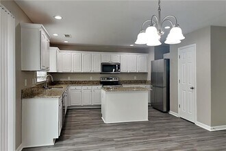 147 Cedar Bay Cir in Dallas, GA - Building Photo - Building Photo