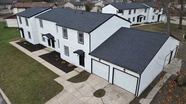 property at 5017 Birchwood Ln