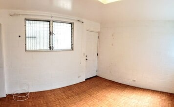 927 Makahiki Way in Honolulu, HI - Foto de edificio - Building Photo