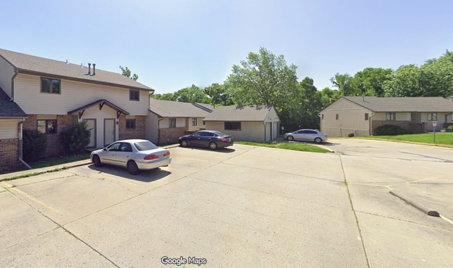 477 Foxfire Dr, Unit 477 Foxfire Dr. in Columbia, MO - Foto de edificio - Building Photo