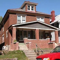 212 E Patterson Ave in Columbus, OH - Foto de edificio - Building Photo