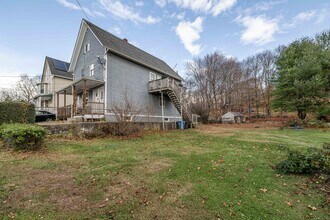 54 Mowry Ave in Norwich, CT - Building Photo - Building Photo