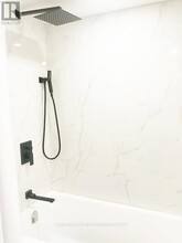 260-2260 Queens Quay W in Toronto, ON - Building Photo - Building Photo