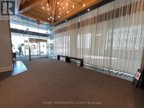 210 Simcoe St in Toronto, ON - Building Photo - Building Photo