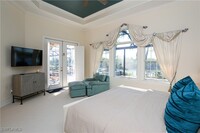 8422 Mallards Way in Naples, FL - Foto de edificio - Building Photo