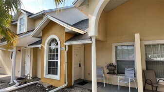 3112 Enclave Ct in Kissimmee, FL - Building Photo