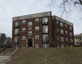 625 East Vernon Road in Philadelphia, PA - Building Photo - Building Photo