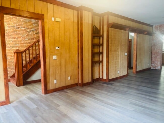 property at 425 N Brady St