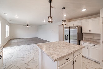 12220 W Terrazzo Dr in Nampa, ID - Building Photo - Building Photo