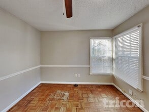 4994 Sandyhook Ct NW in Acworth, GA - Foto de edificio - Building Photo