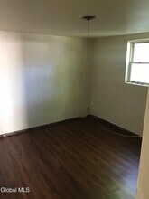 1007 19th St in Watervliet, NY - Building Photo - Building Photo