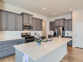 11915 Mercantile Ln in Austin, TX - Building Photo - Building Photo