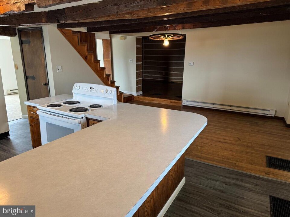 3959 Warm Spring Rd in Chambersburg, PA - Building Photo