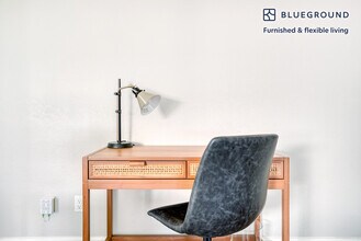 234 Escuela Ave-Unit -FL1-ID623 in Mountain View, CA - Foto de edificio - Building Photo