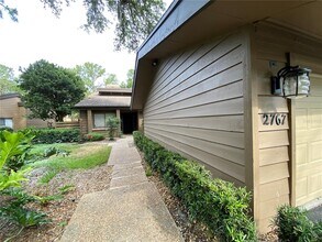 2767 Ringwood Meadow in Sarasota, FL - Building Photo - Building Photo
