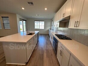 6872 Seraphina Dr in Tracy, CA - Building Photo - Building Photo