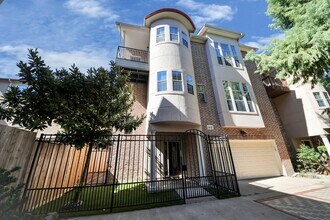 5317 Feagan St in Houston, TX - Building Photo - Building Photo