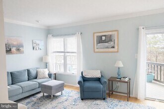 44032 Aberdeen Terrace in Ashburn, VA - Building Photo - Building Photo