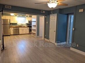 1311 E Ocean View Ave in Norfolk, VA - Foto de edificio - Building Photo