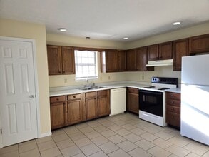 3816 Belleau Wood Dr in Lexington, KY - Building Photo - Building Photo