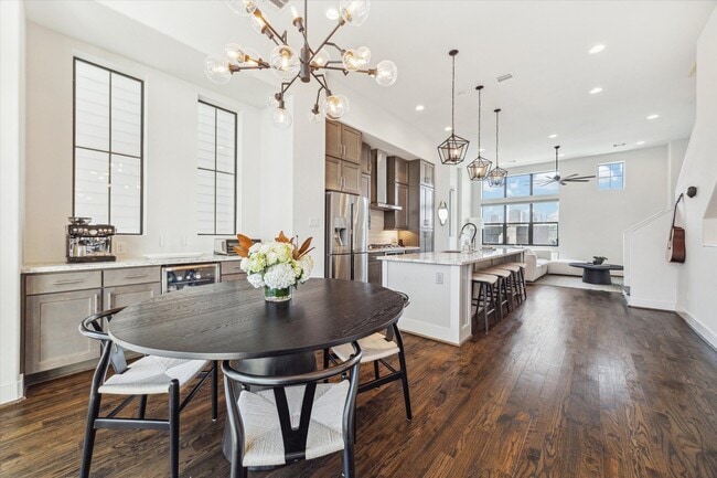 property at 1117 Paige St