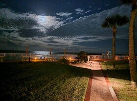 935-126 S Atlantic Ave, Unit 359 in Daytona Beach, FL - Building Photo