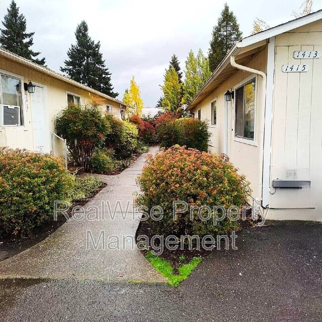 property at 1415 Bebeau Ln