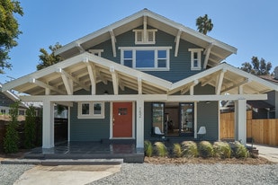 152 Serrano Ave in Los Angeles, CA - Building Photo