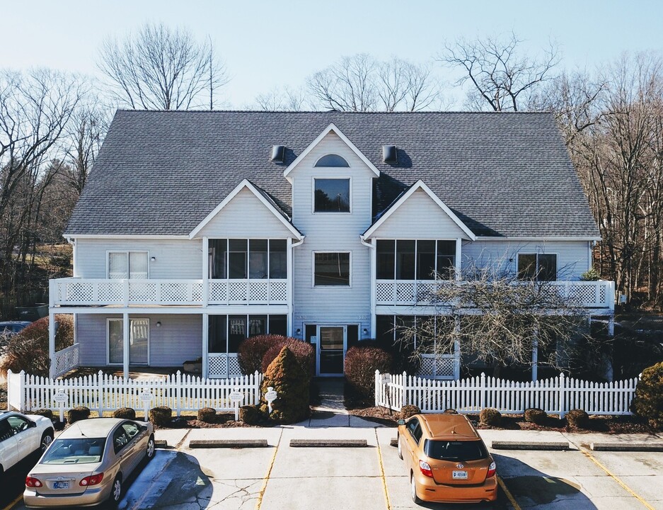 1318 S College Mall Rd in Bloomington, IN - Building Photo