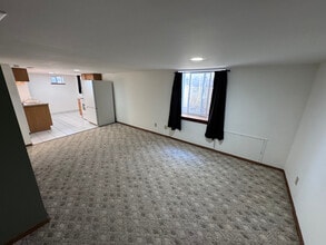 416 Pearl St in Yankton, SD - Building Photo - Building Photo