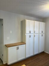 215 Cottonwood Rd, Unit 215 in Newington, CT - Building Photo - Building Photo