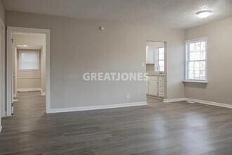 760 Hopkins Dr in Birmingham, AL - Building Photo - Building Photo