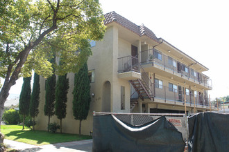 452 W California Ave in Glendale, CA - Building Photo - Building Photo