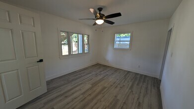 2824 Desert St, Unit A (lower level) in Pensacola, FL - Building Photo - Building Photo