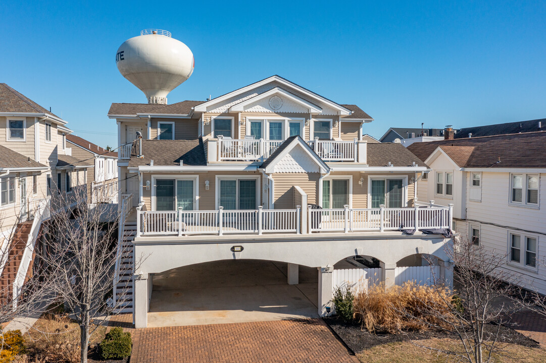 111 N Washington Ave in Margate City, NJ - Building Photo