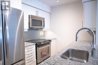 35 Bastion St in Toronto, ON - Building Photo - Building Photo