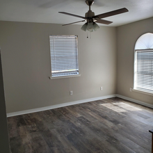 1532 Hickory Ave in Harahan, LA - Foto de edificio - Building Photo