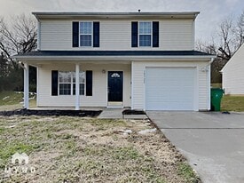 10922 Olde English Dr in Charlotte, NC - Building Photo