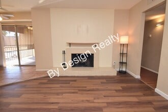 1620 N Wilmot Rd in Tucson, AZ - Foto de edificio - Building Photo