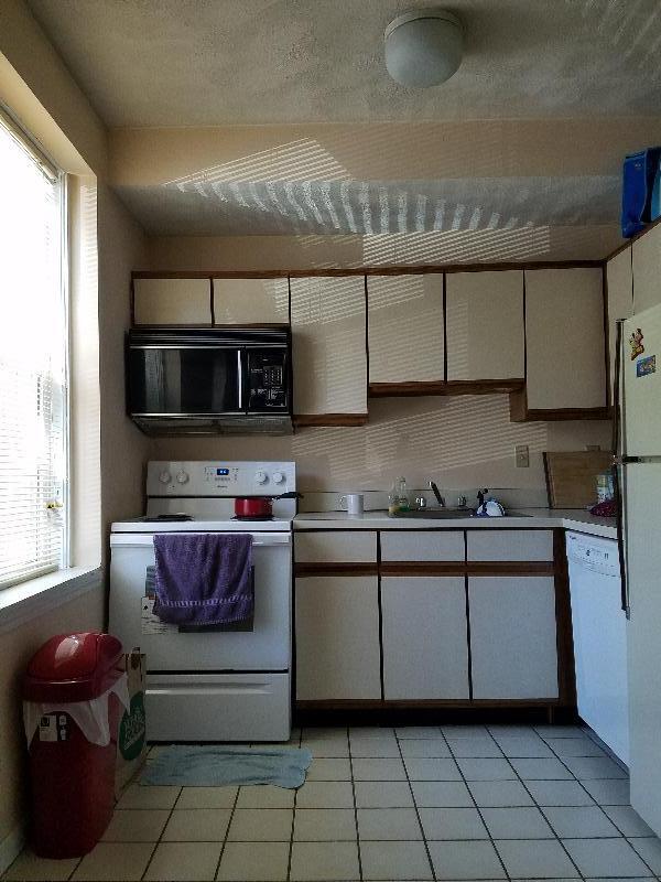 92 Gordon St, Unit 205 in Boston, MA - Building Photo - Building Photo